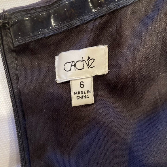 Cache Ruched Evening Gown - Picture 7 of 8